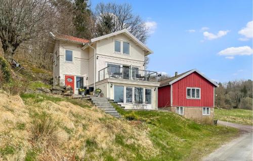 Awesome Home In Kungsbacka With House Sea View